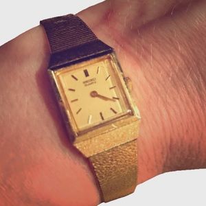 vintage seiko square watch